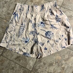 Floral Print Shorts in Blue and Cream